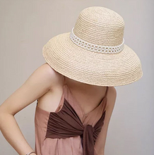 Load image into Gallery viewer, Temperament Pearl Straw Female Cloche Summer Beach Hat
