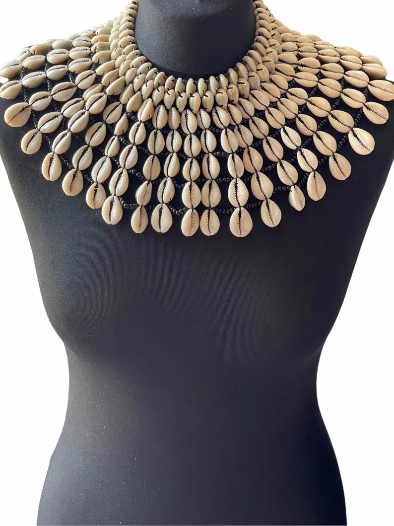 Authentic African Ethnic Cowrie Sea Shell Beaded Collar Bib Necklace Craftsmanship