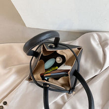 Load image into Gallery viewer, pyramid designer crossbody shoulder handbag for ladies
